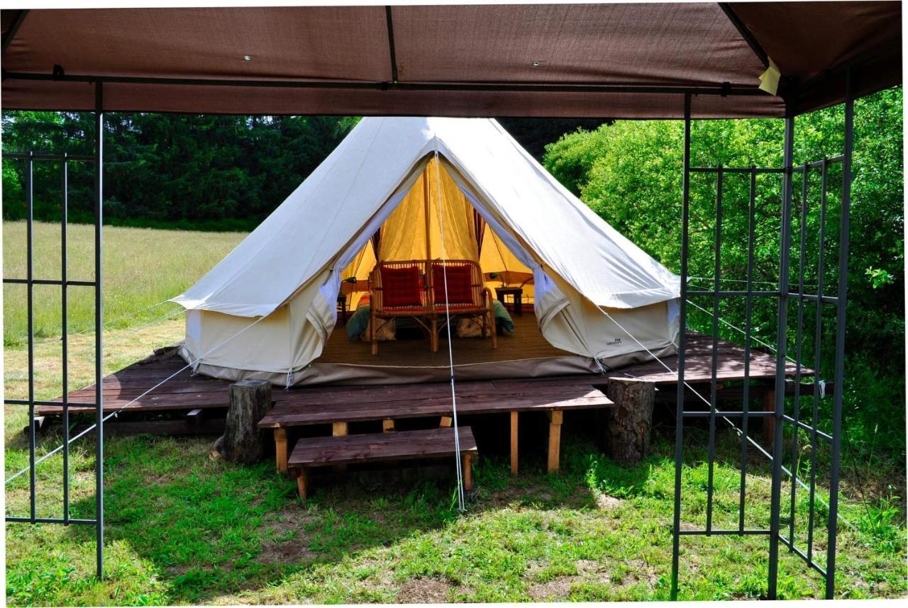 Guillerin Caravan And Glamping Sornac Exterior foto