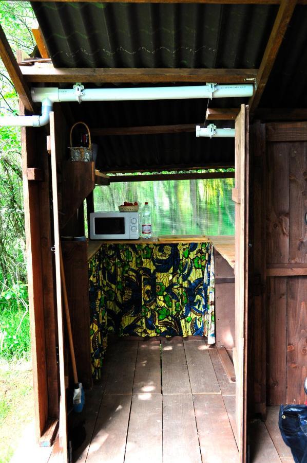 Guillerin Caravan And Glamping Sornac Exterior foto