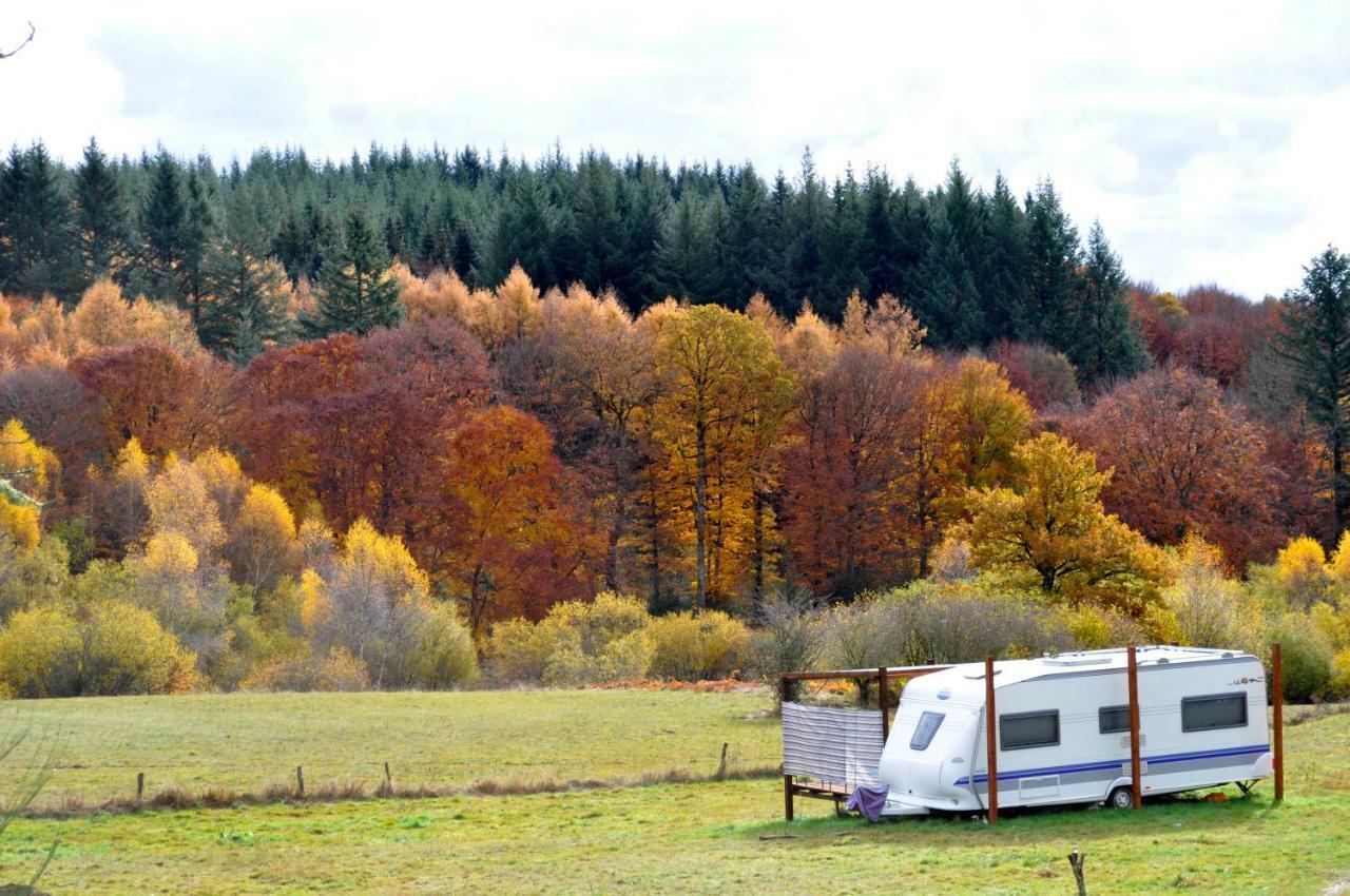 Guillerin Caravan And Glamping Sornac Exterior foto